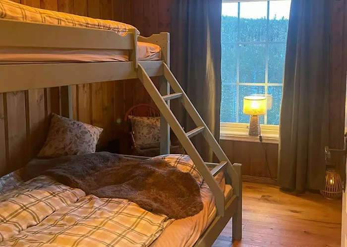 Casa vacanze With Games And Views Of Follsja *